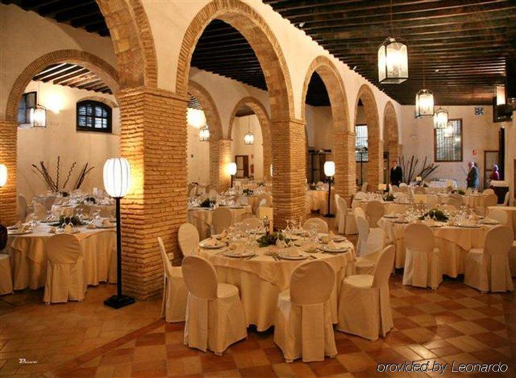 Posada De Palacio Sanlúcar de Barrameda المطعم الصورة